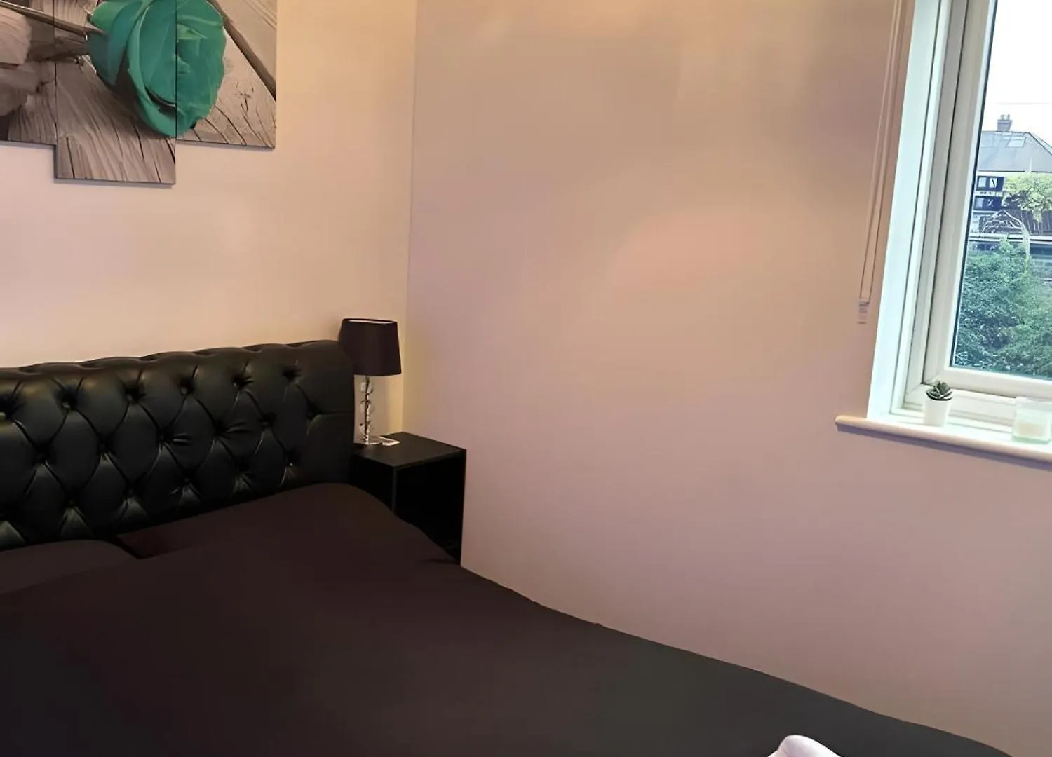 Sleek & Stylish - E15 Apartment With Parking London United Kingdom